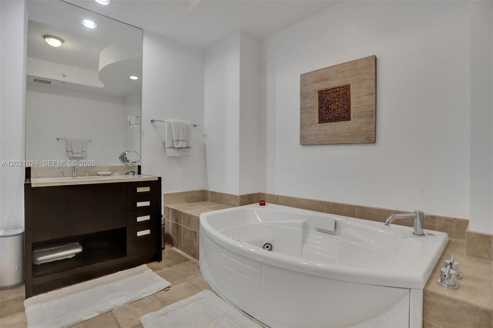 4108 2 / 3 1570 sq. ft. $ 2026-05-19 0 Photo