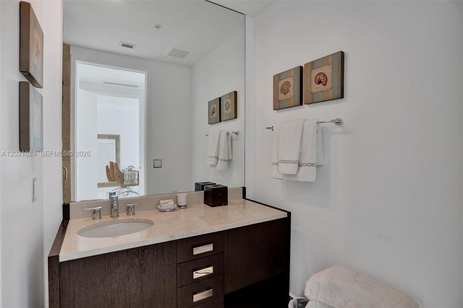 4108 2 / 3 1570 sq. ft. $ 2026-05-19 0 Photo