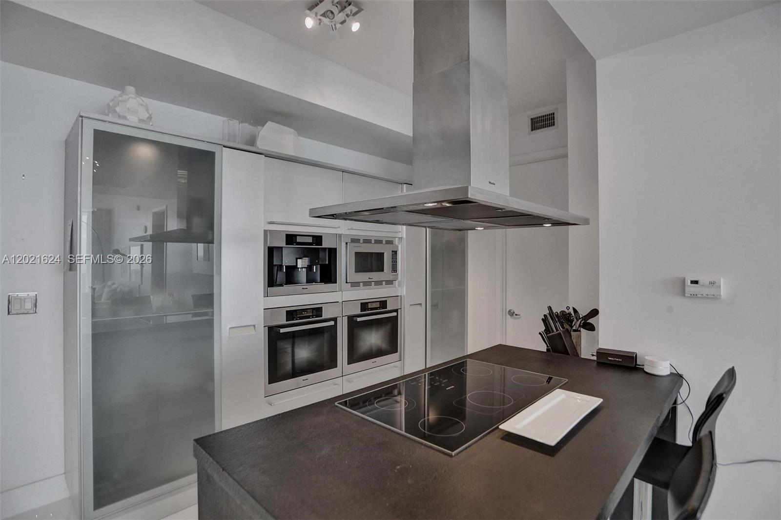 4108 2 / 3 1570 sq. ft. $ 2026-05-19 0 Photo