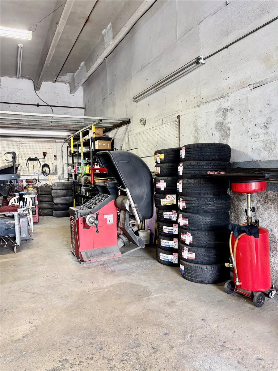 See details / sq. ft. $ 2026-05-19 0 Photo
