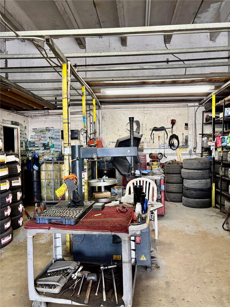 See details / sq. ft. $ 2026-05-19 0 Photo