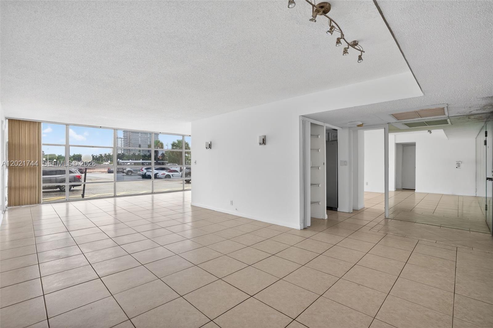 Photo of 2000 Atlantic Shores Blvd  #120, Hallandale Beach, Florida, 33009 - 
