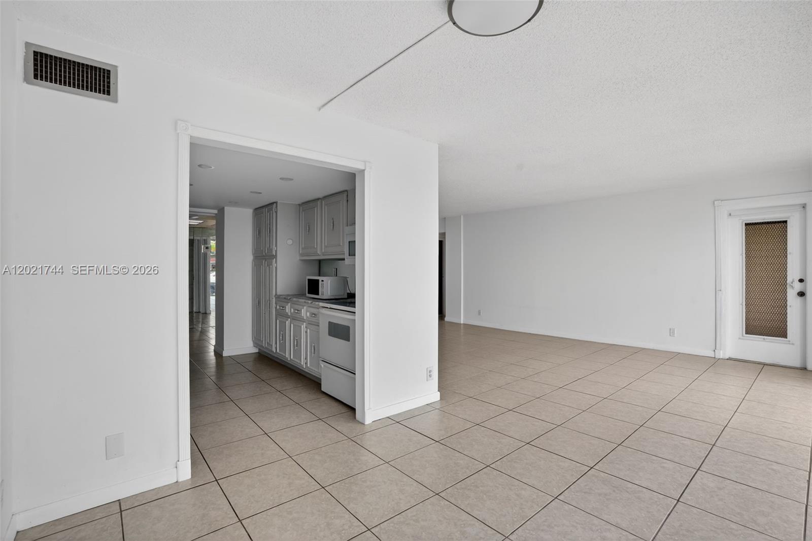 Photo of 2000 Atlantic Shores Blvd  #120, Hallandale Beach, Florida, 33009 - 