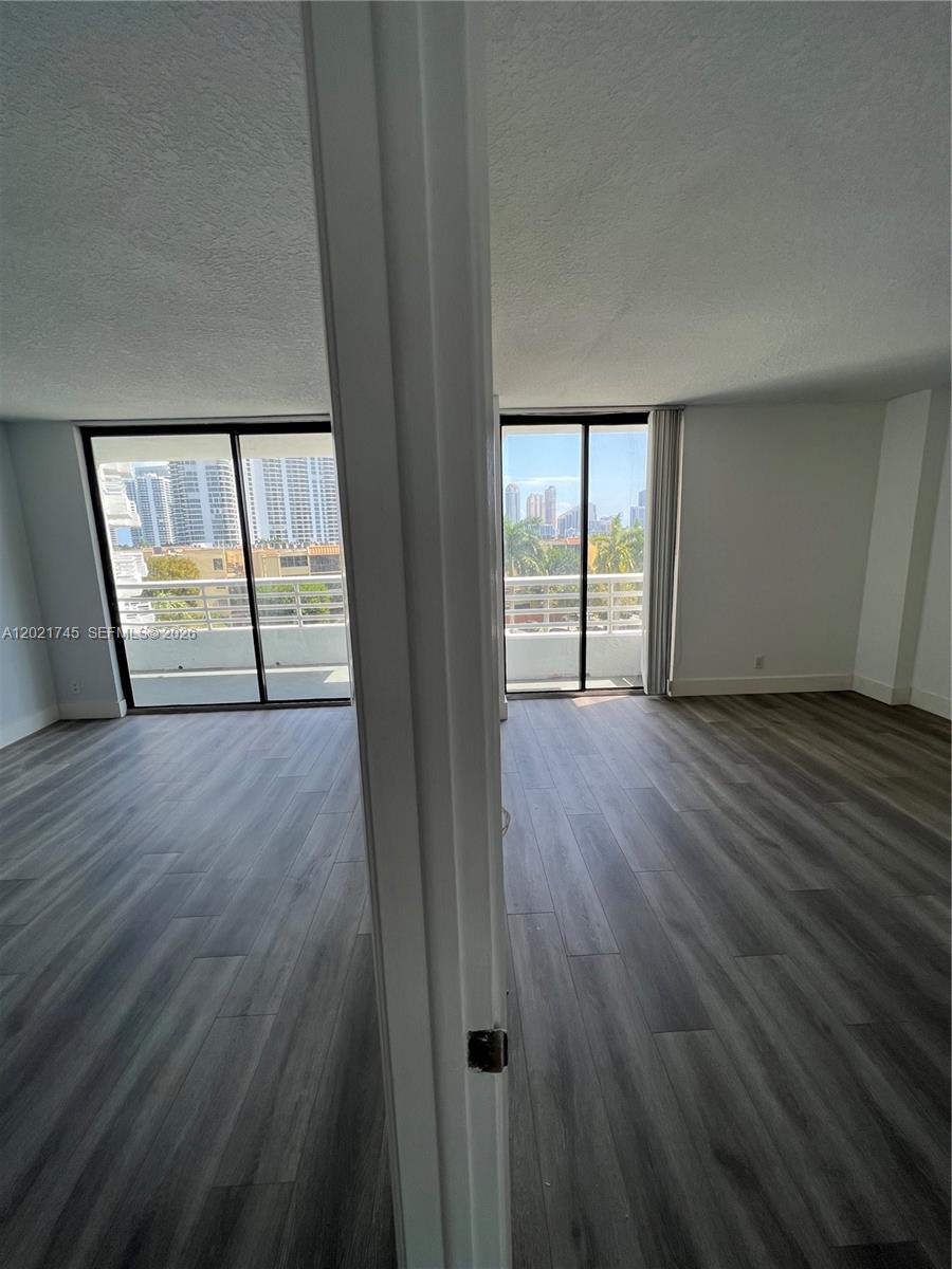 Photo of 3300 192nd St #616, Aventura, Florida, 33180 -