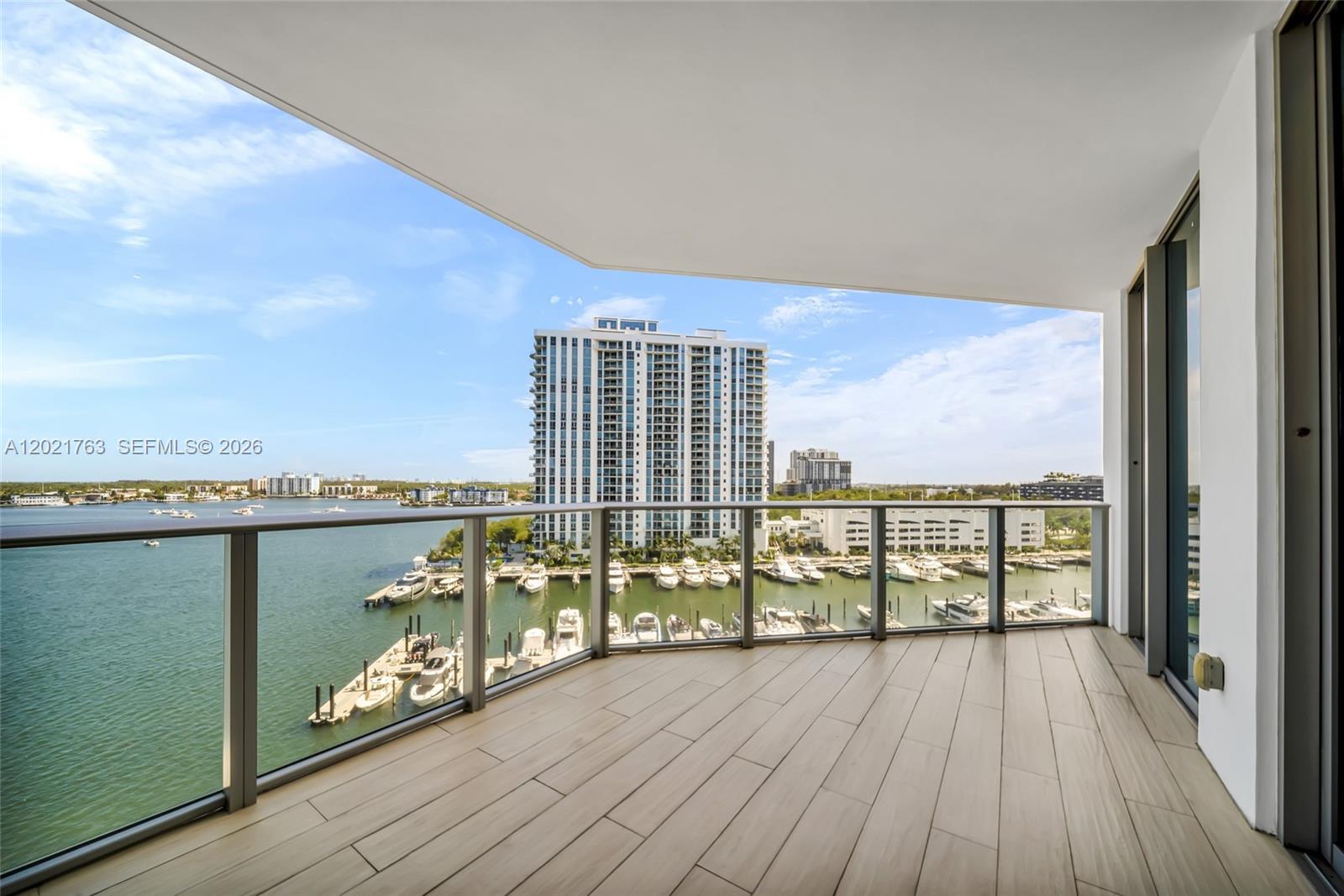 Photo of 17301 Biscayne Blvd #907, North Miami Beach, Florida, 33160 -