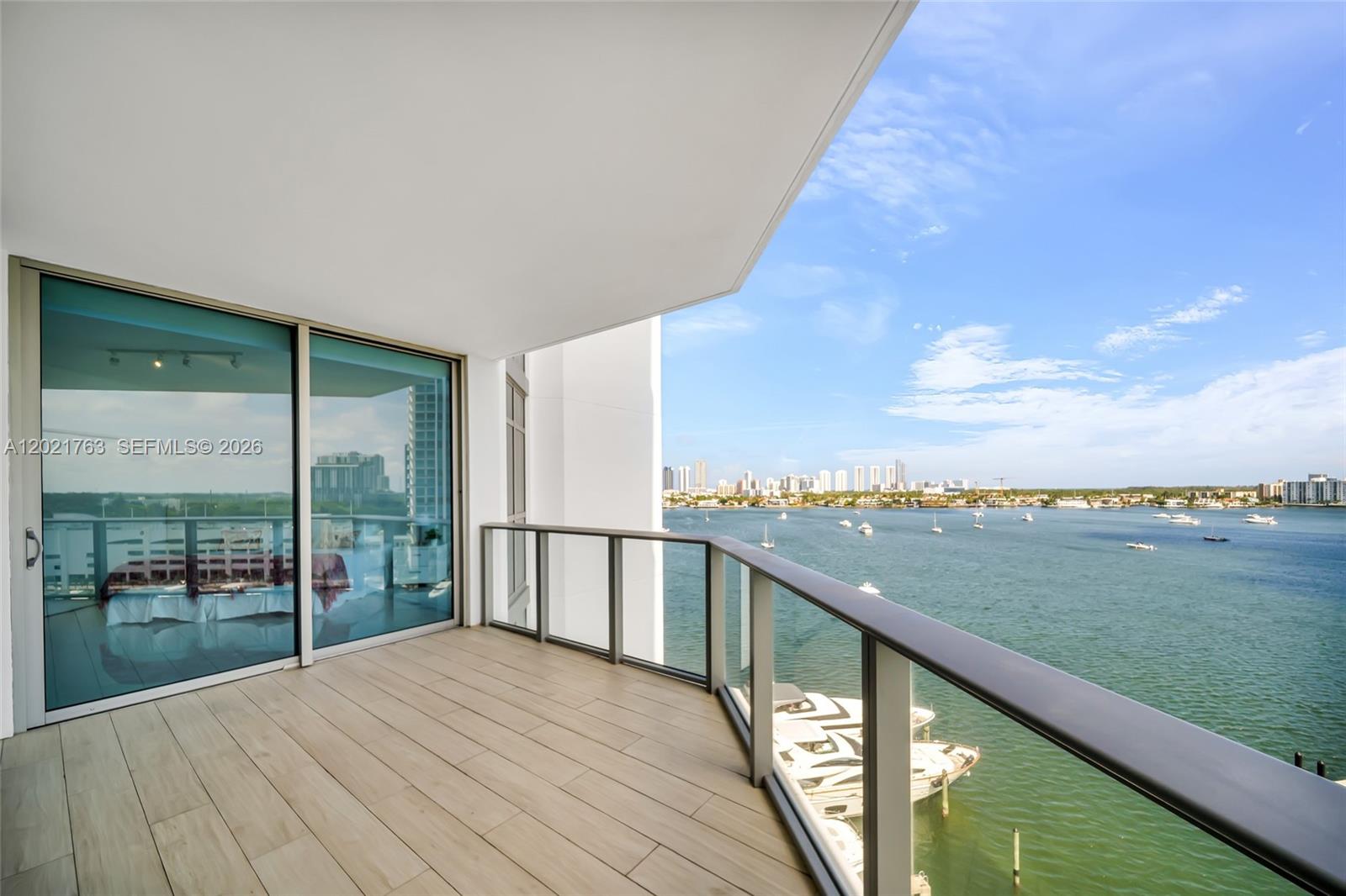 Photo of 17301 Biscayne Blvd #907, North Miami Beach, Florida, 33160 -