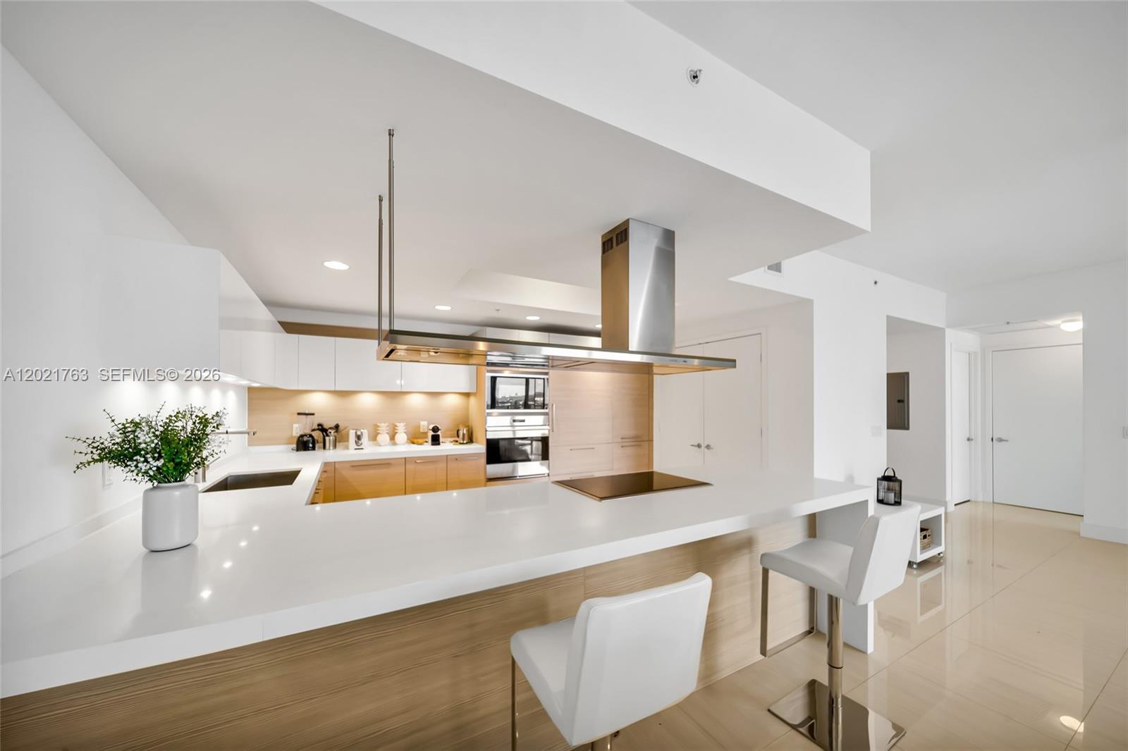 Photo of 17301 Biscayne Blvd #907, North Miami Beach, Florida, 33160 -