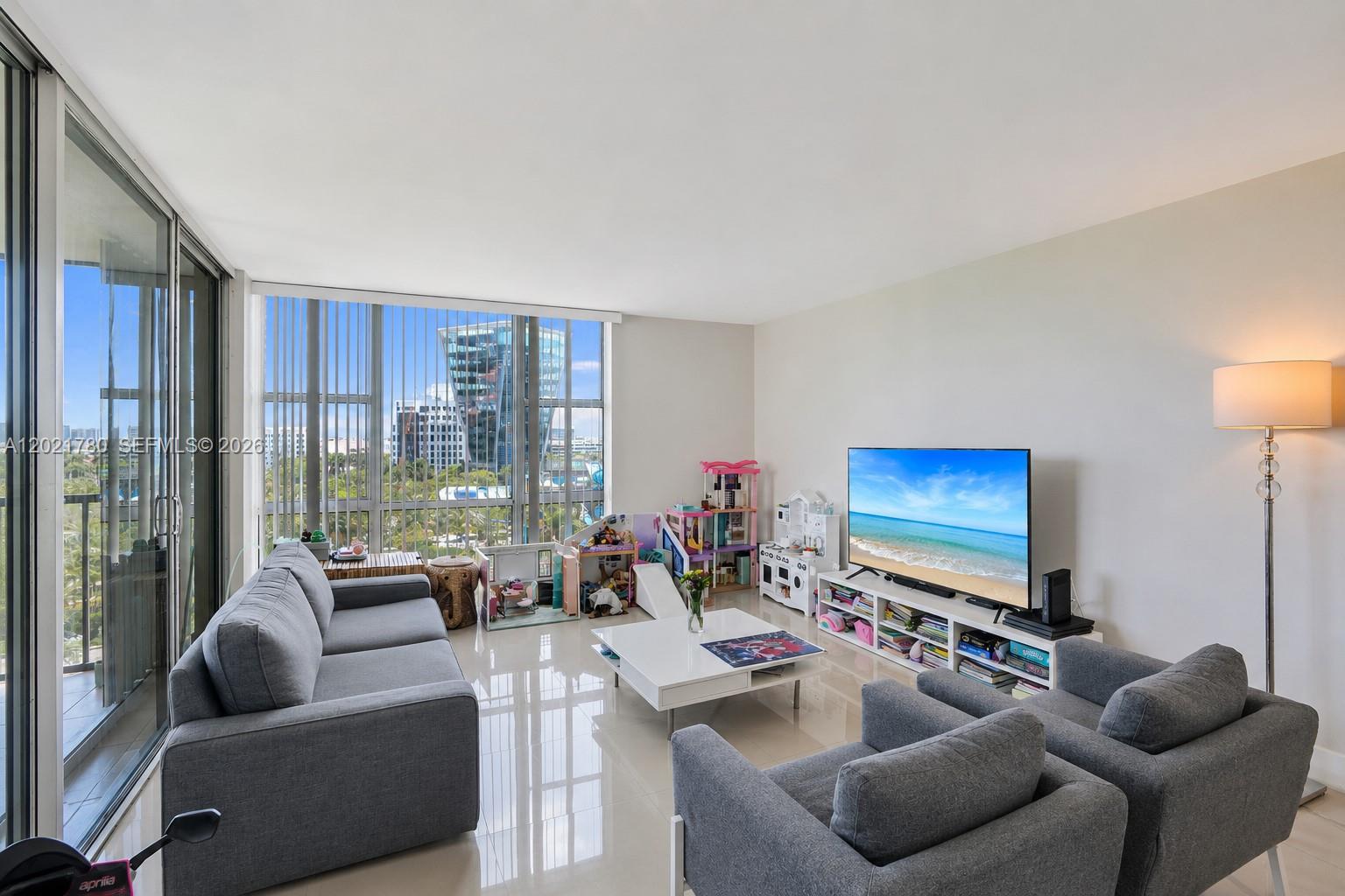 Photo of 20335 Country Club Dr  #809, Aventura, Florida, 33180 - 