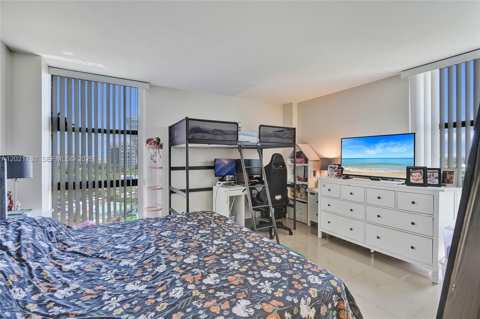 Photo of 20335 Country Club Dr  #809, Aventura, Florida, 33180 - 