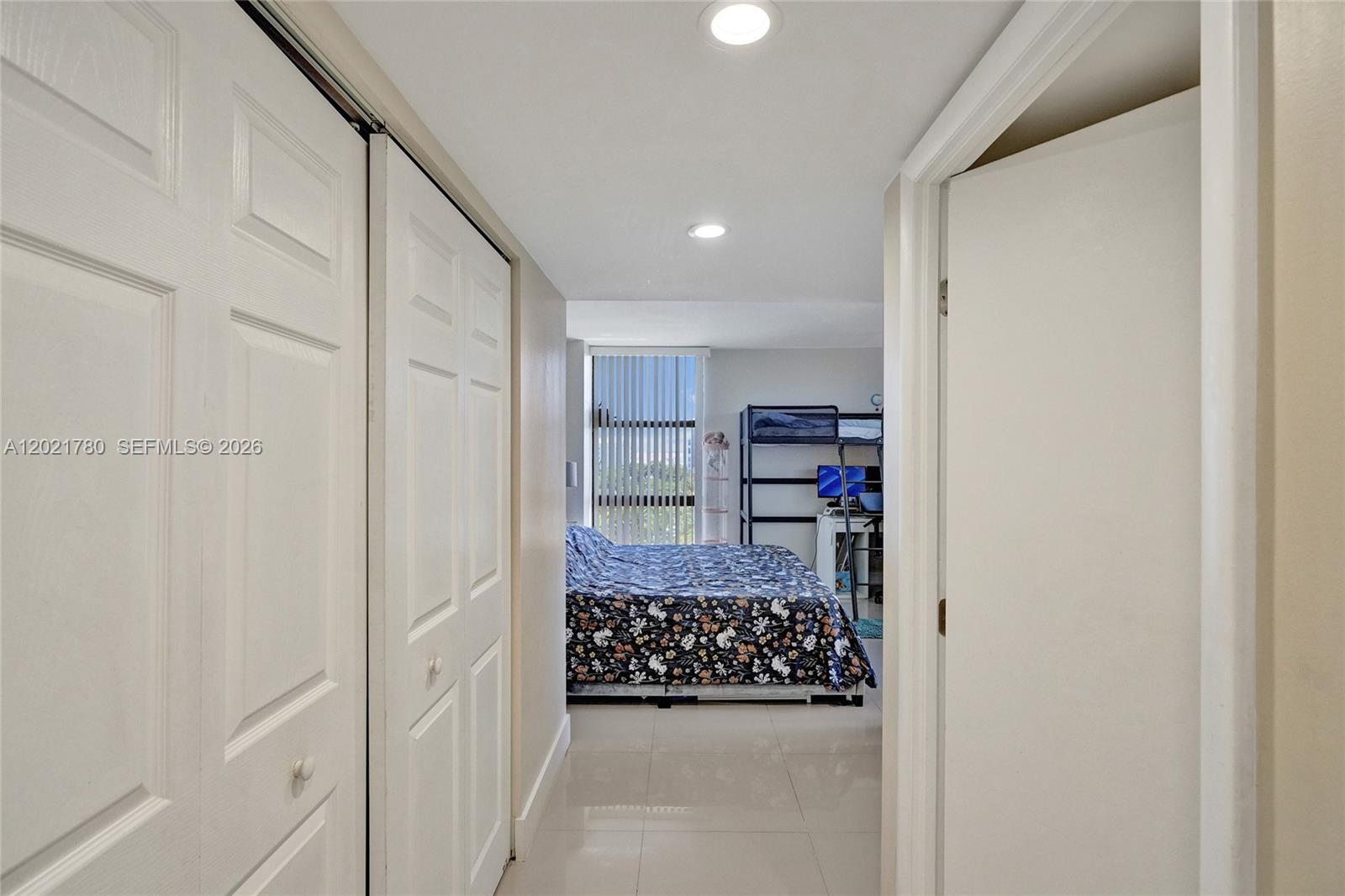 Photo of 20335 Country Club Dr  #809, Aventura, Florida, 33180 - 