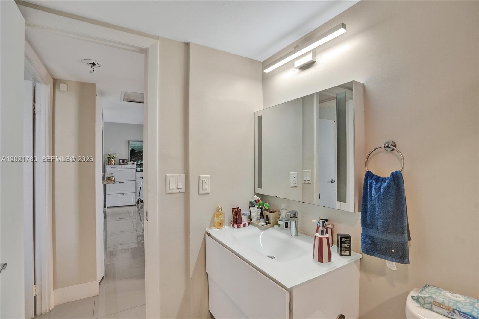 Photo of 20335 Country Club Dr  #809, Aventura, Florida, 33180 - 