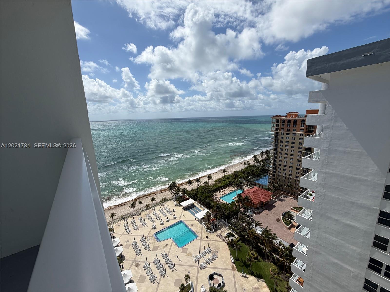 Photo of 2030 Ocean Dr  #2118, Hallandale Beach, Florida, 33009 - 
