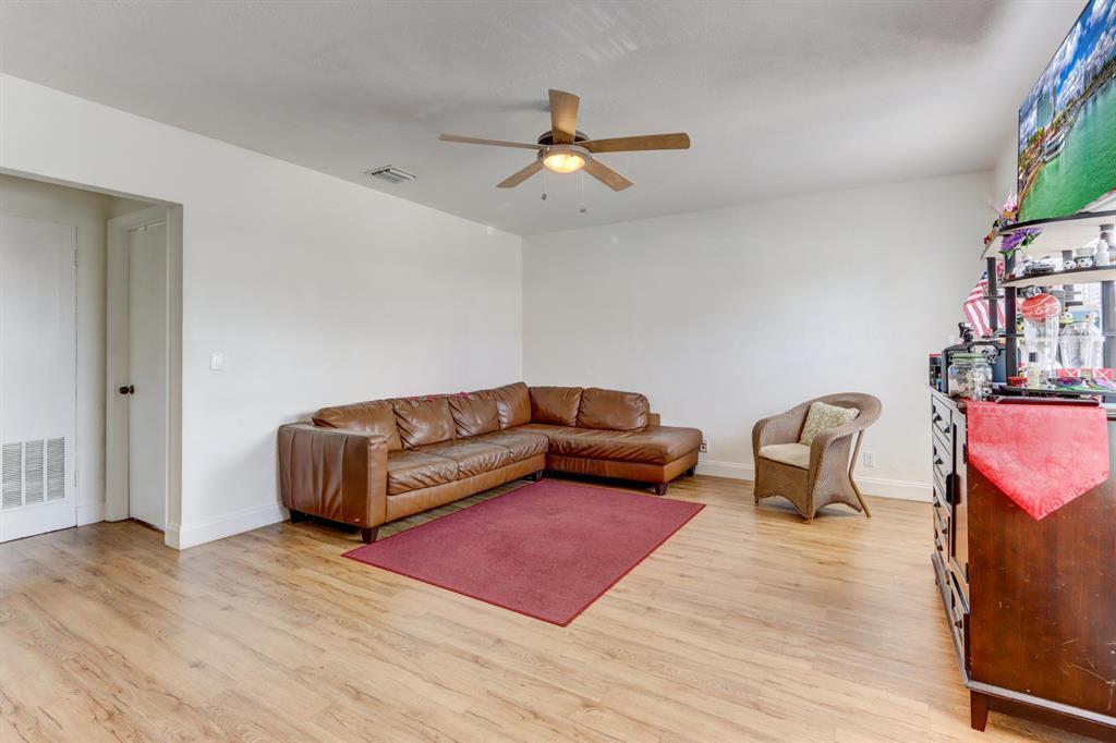 Ver detalles 1 / 0 1858 sq. ft. $ 2026-06-21 0 foto