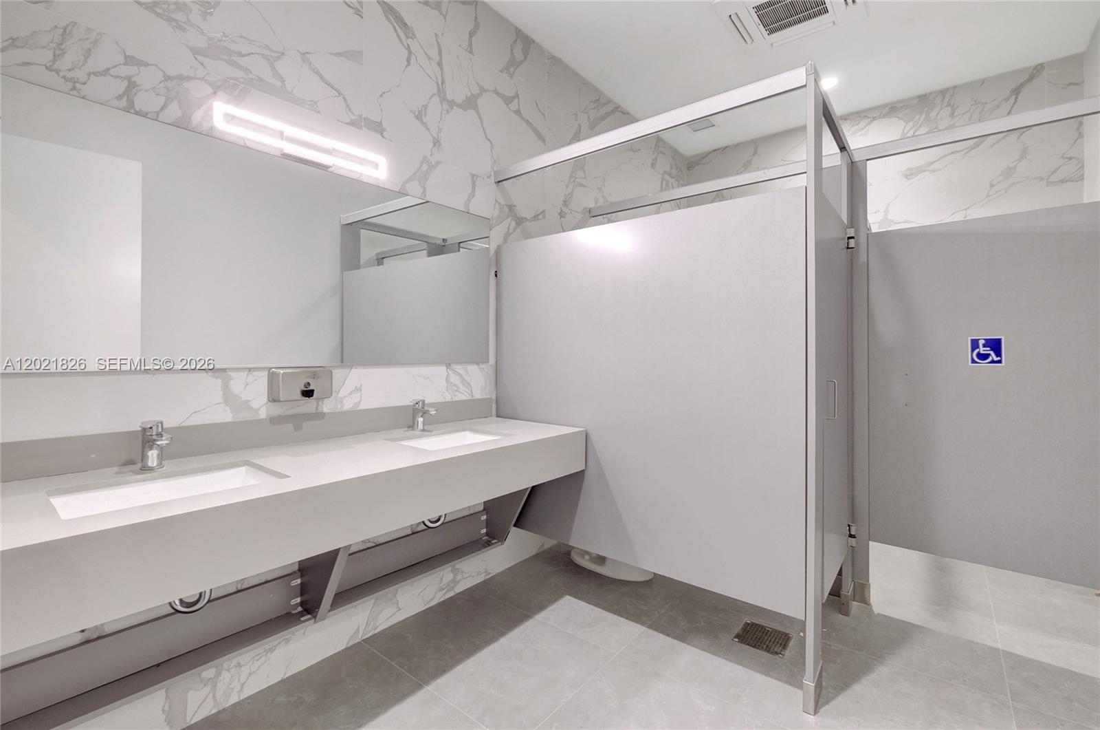 See details 210 / sq. ft. $ 2026-05-19 0 Photo