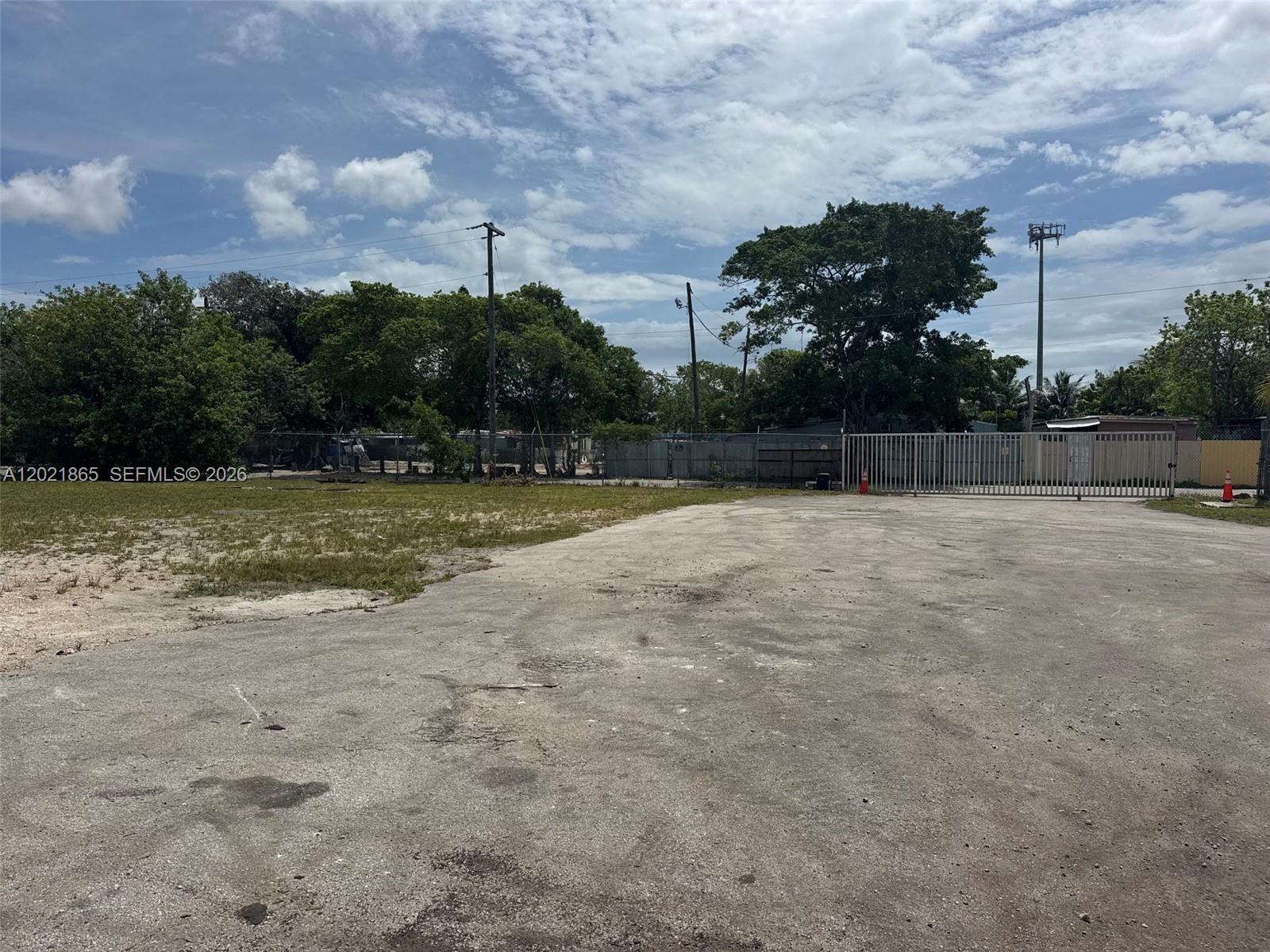 Ver detalles / sq. ft. $ 2026-05-19 0 foto