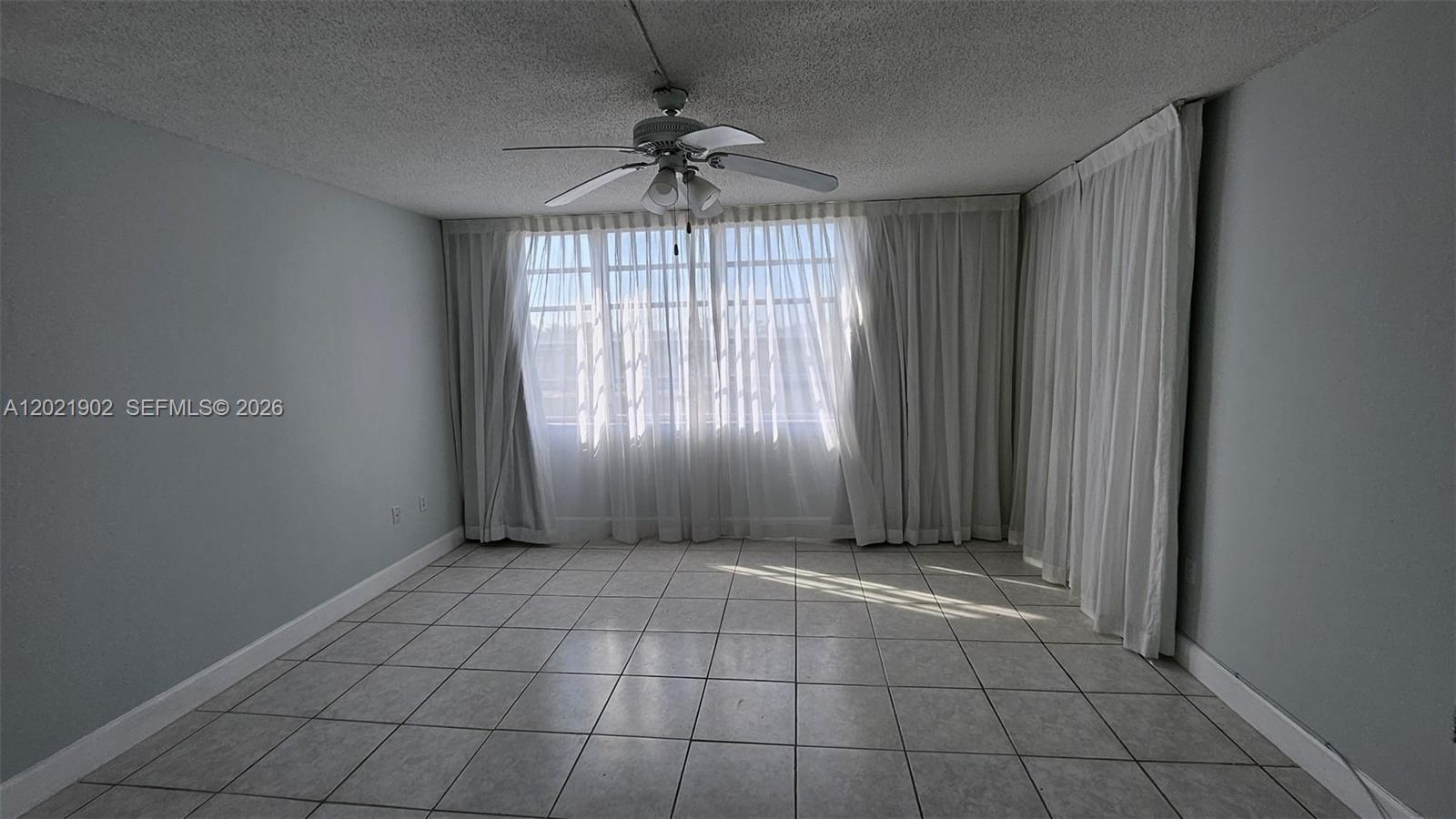 325-4 2 / 2 1317 sq. ft. $ 2026-05-19 0 Photo