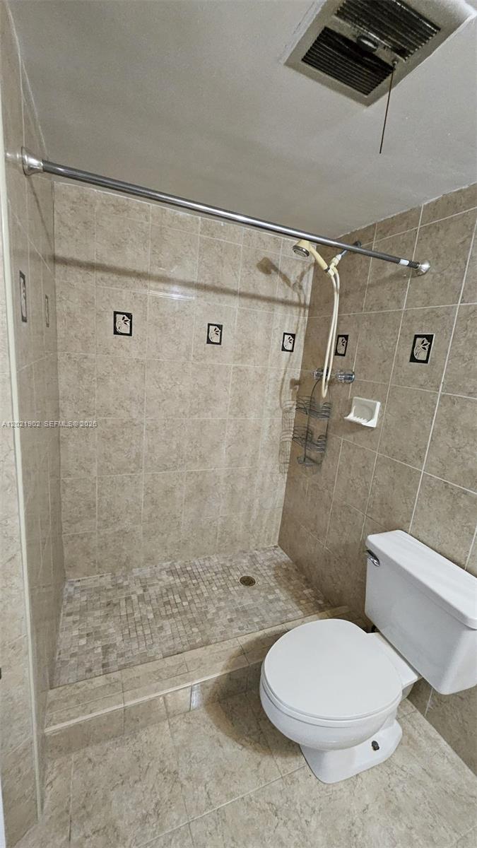 325-4 2 / 2 1317 sq. ft. $ 2026-05-19 0 Photo