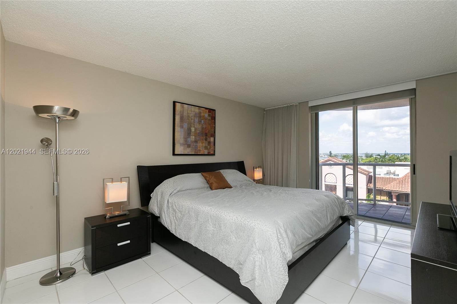 Photo of 8855 Collins Ave  #6F, Surfside, Florida, 33154 - with a large walk-in closet