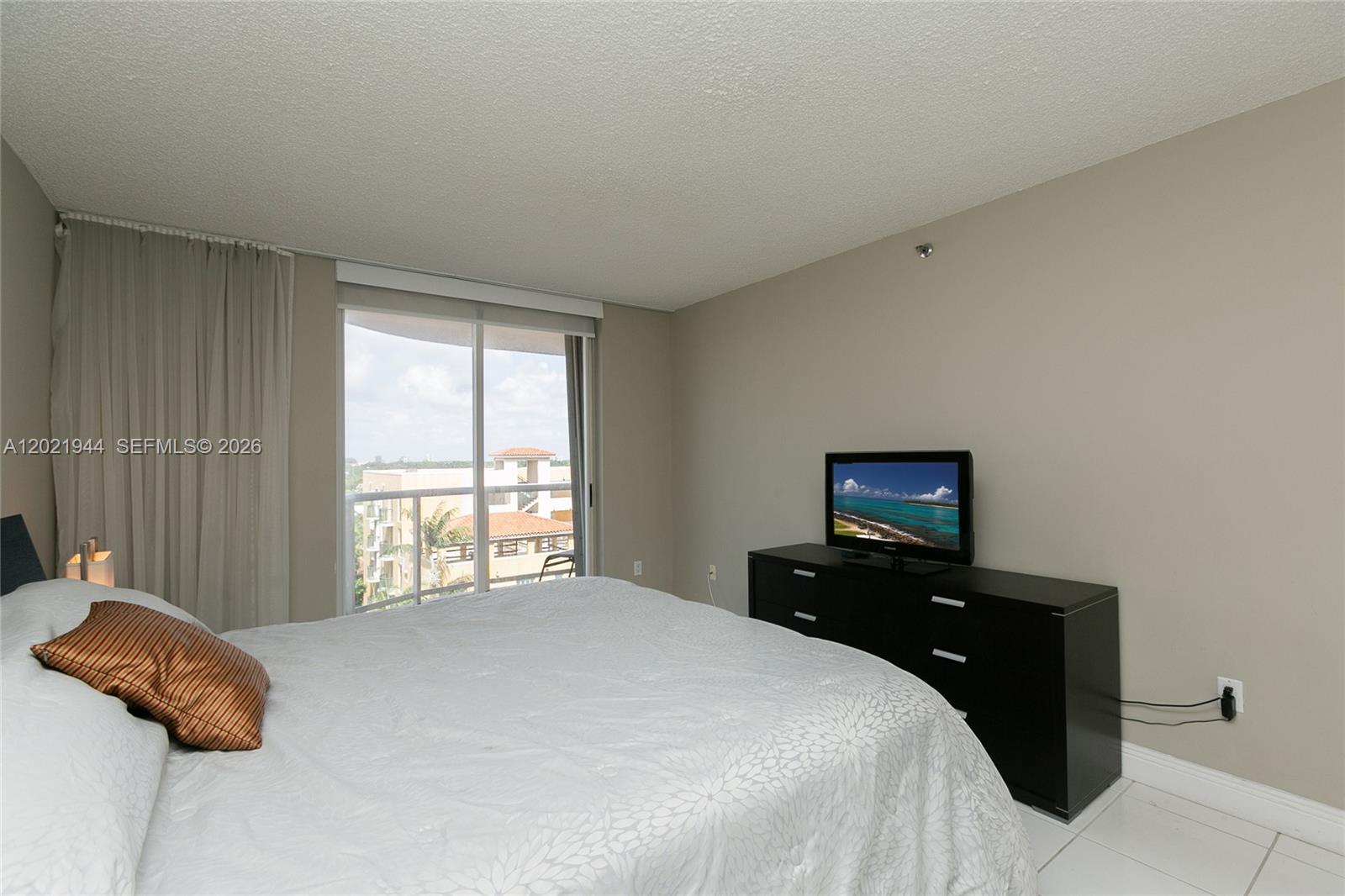 Photo of 8855 Collins Ave  #6F, Surfside, Florida, 33154 - with a large walk-in closet