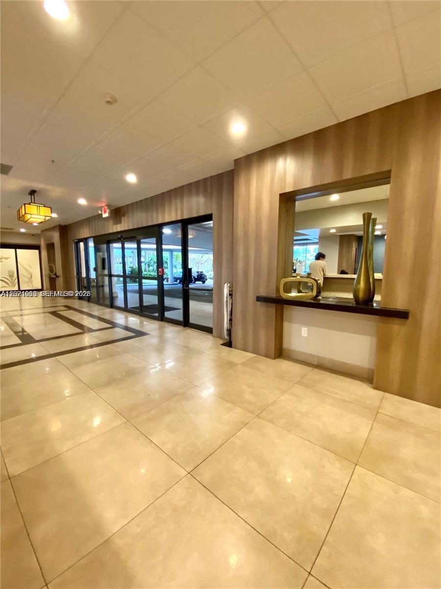 Photo of 3701 Country Club Dr  #1002, Aventura, Florida, 33180 - 