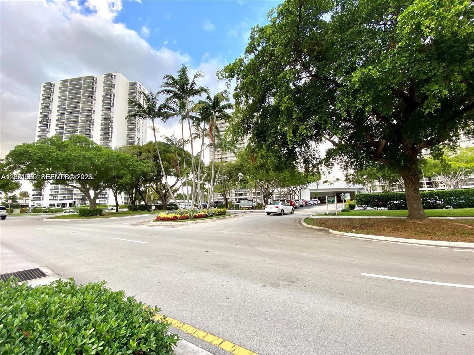 Photo of 3701 Country Club Dr  #1002, Aventura, Florida, 33180 - 