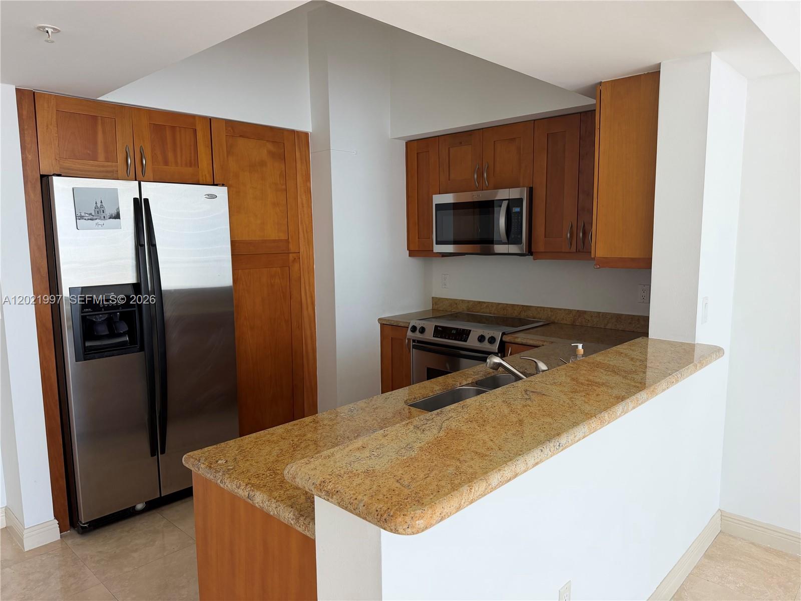 Фото 1755 Hallandale Beach Blvd  #2404E, Hallandale Beach, Florida, 33009 - 
