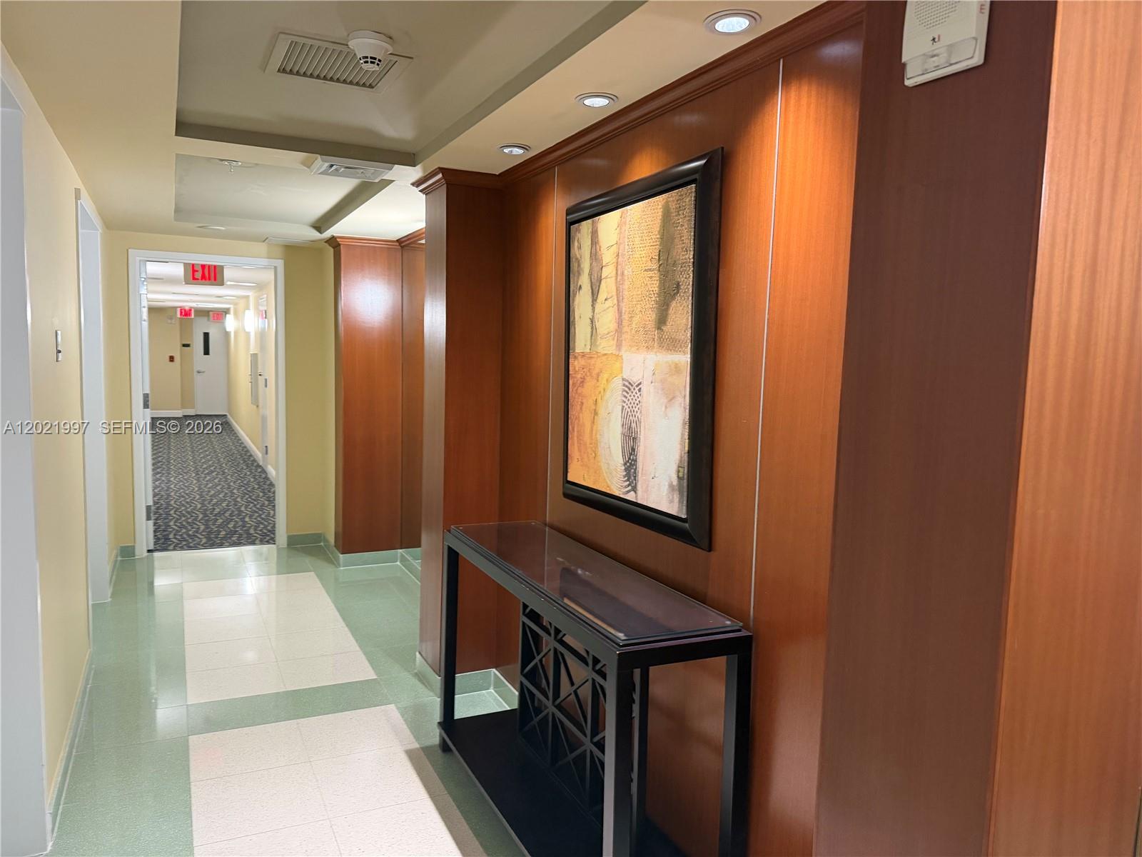 Фото 1755 Hallandale Beach Blvd  #2404E, Hallandale Beach, Florida, 33009 - 