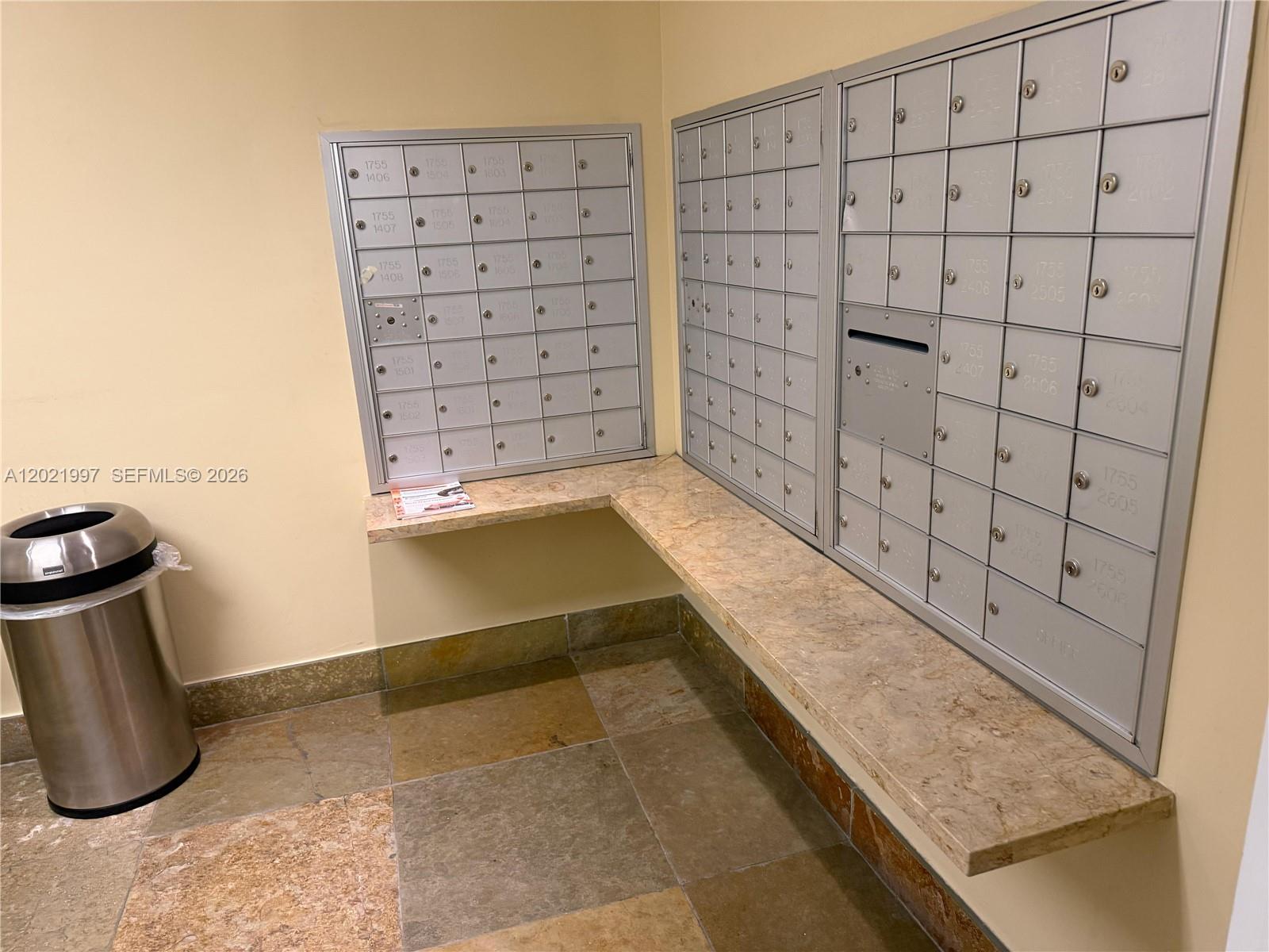 Фото 1755 Hallandale Beach Blvd  #2404E, Hallandale Beach, Florida, 33009 - 
