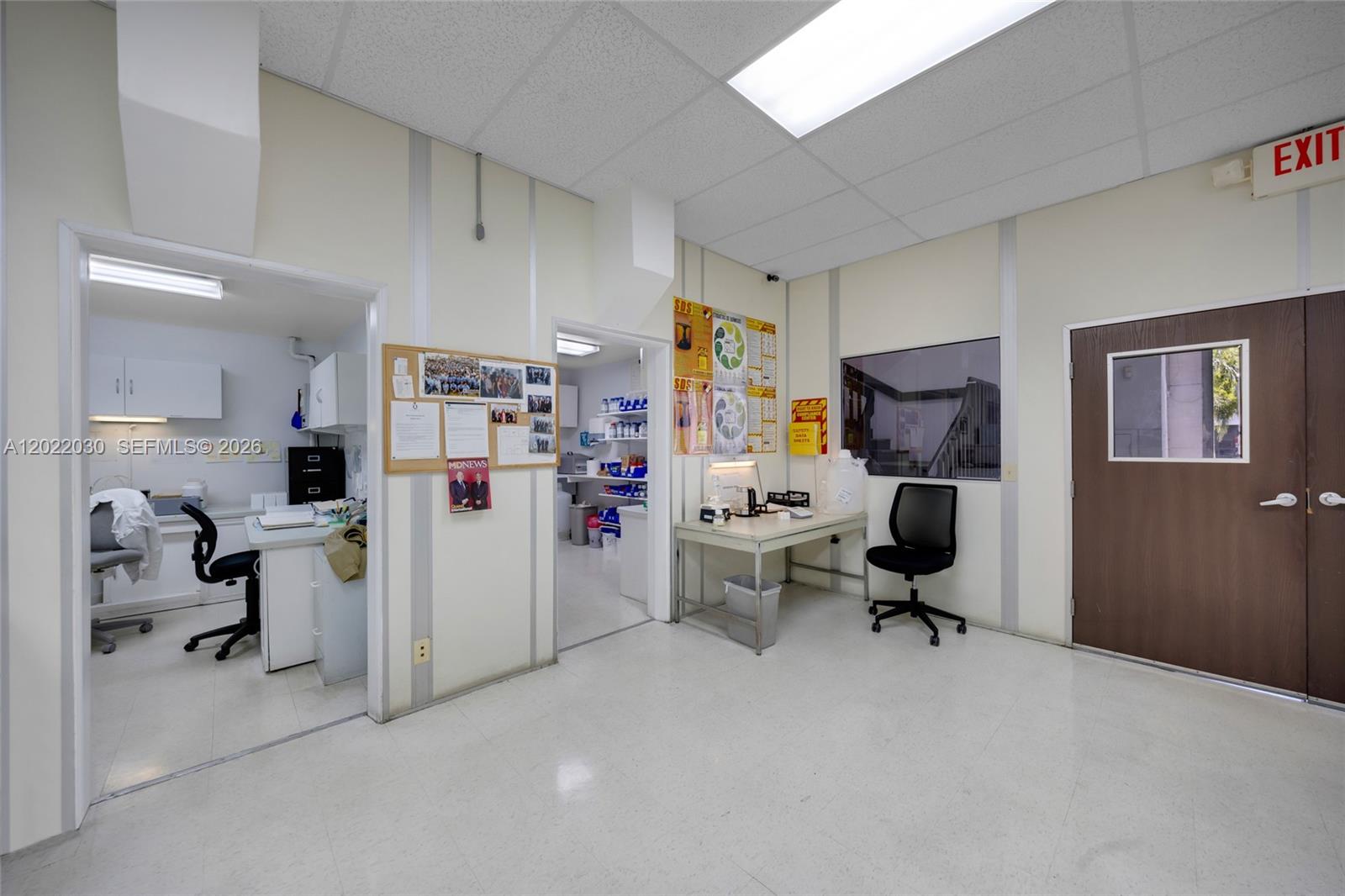 8127  /   sq. ft. $ 2026-05-19 0 Photo
