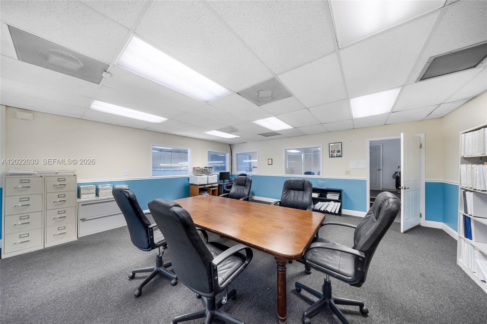 8127  /   sq. ft. $ 2026-05-19 0 Photo