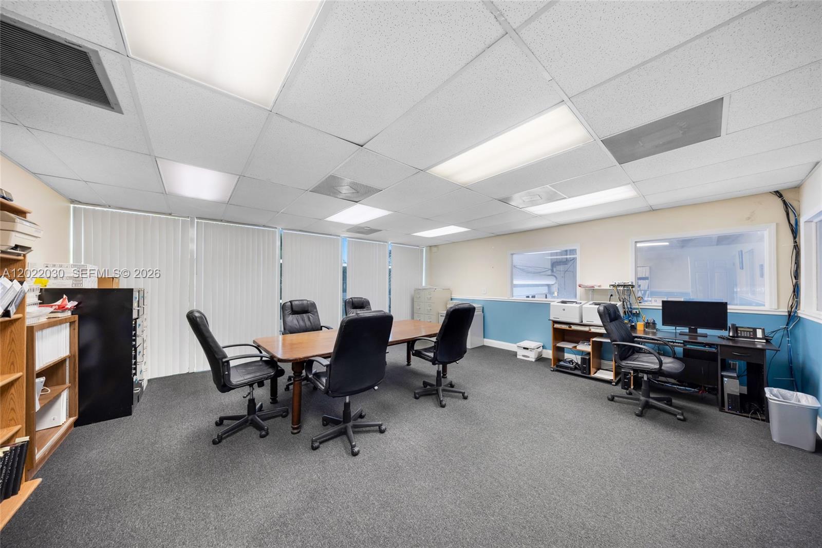 8127  /   sq. ft. $ 2026-05-19 0 Photo