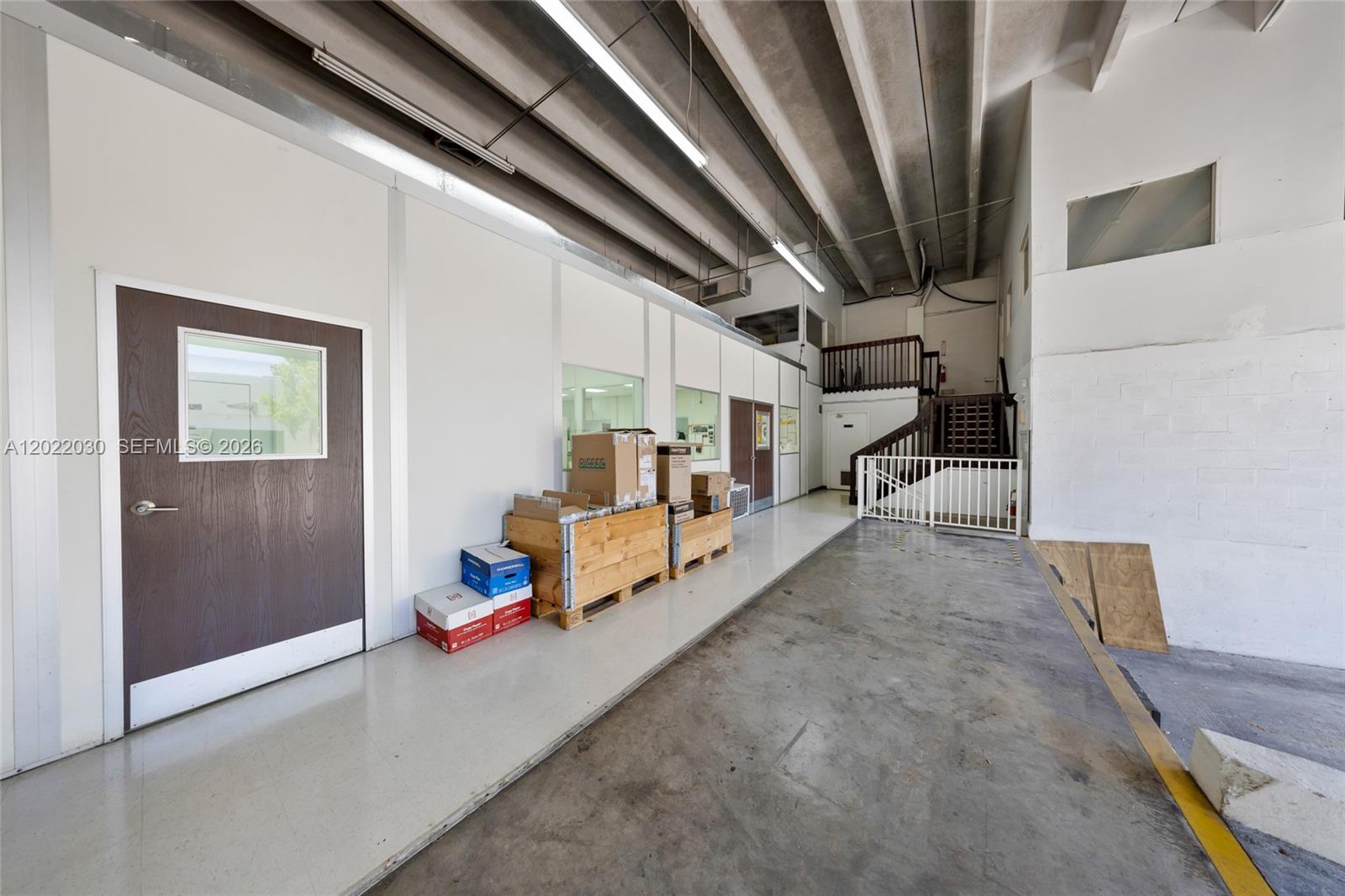 8127  /   sq. ft. $ 2026-05-19 0 Photo