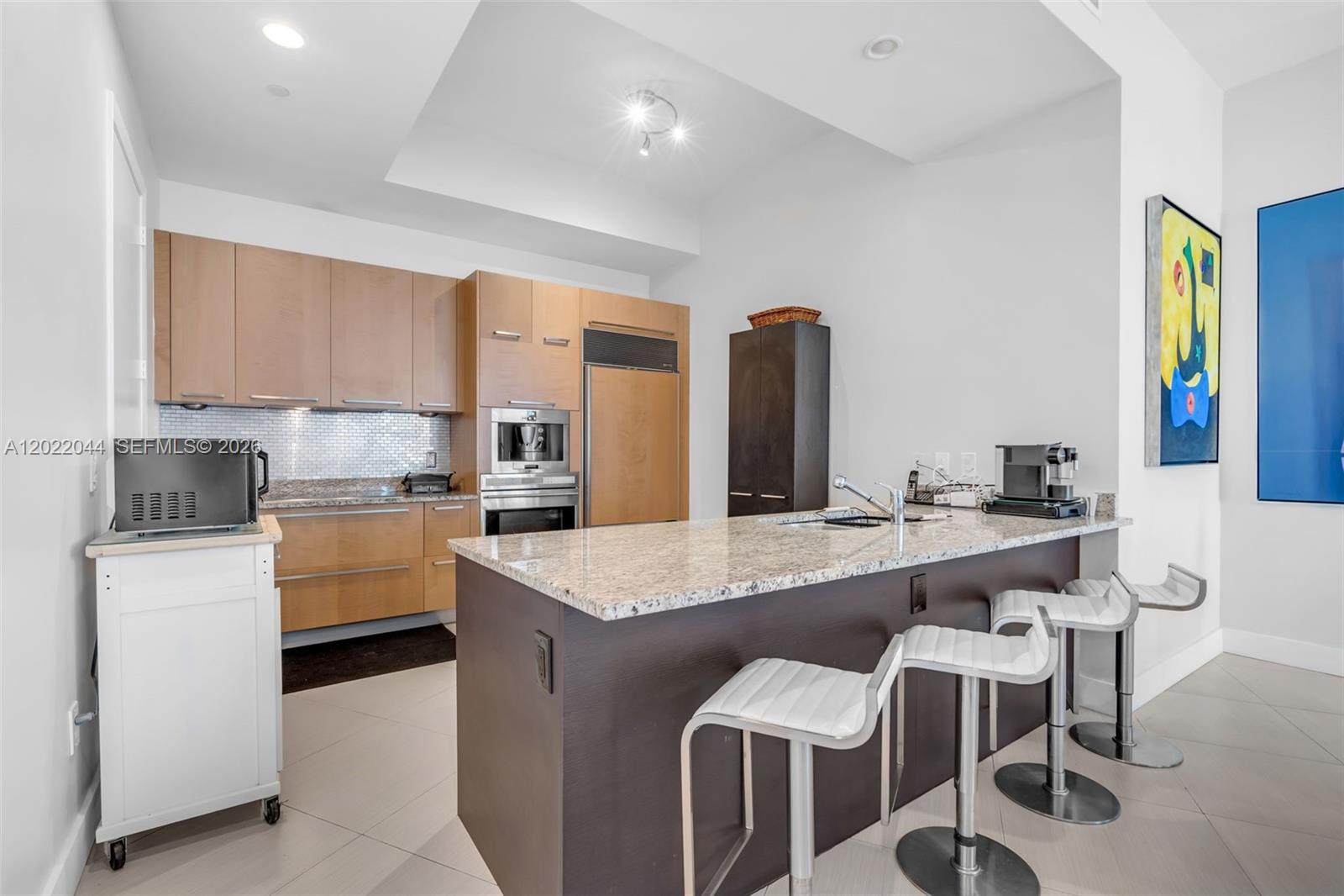 See details 3407 3 / 3 2084 sq. ft. $ 2026-05-19 0 Photo