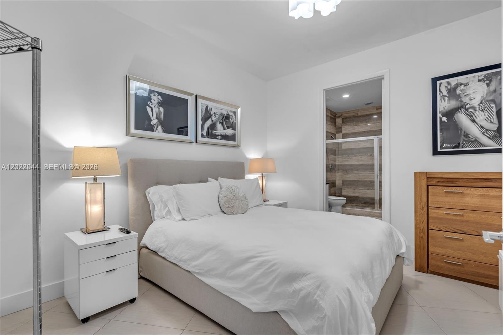 See details 3407 3 / 3 2084 sq. ft. $ 2026-05-19 0 Photo