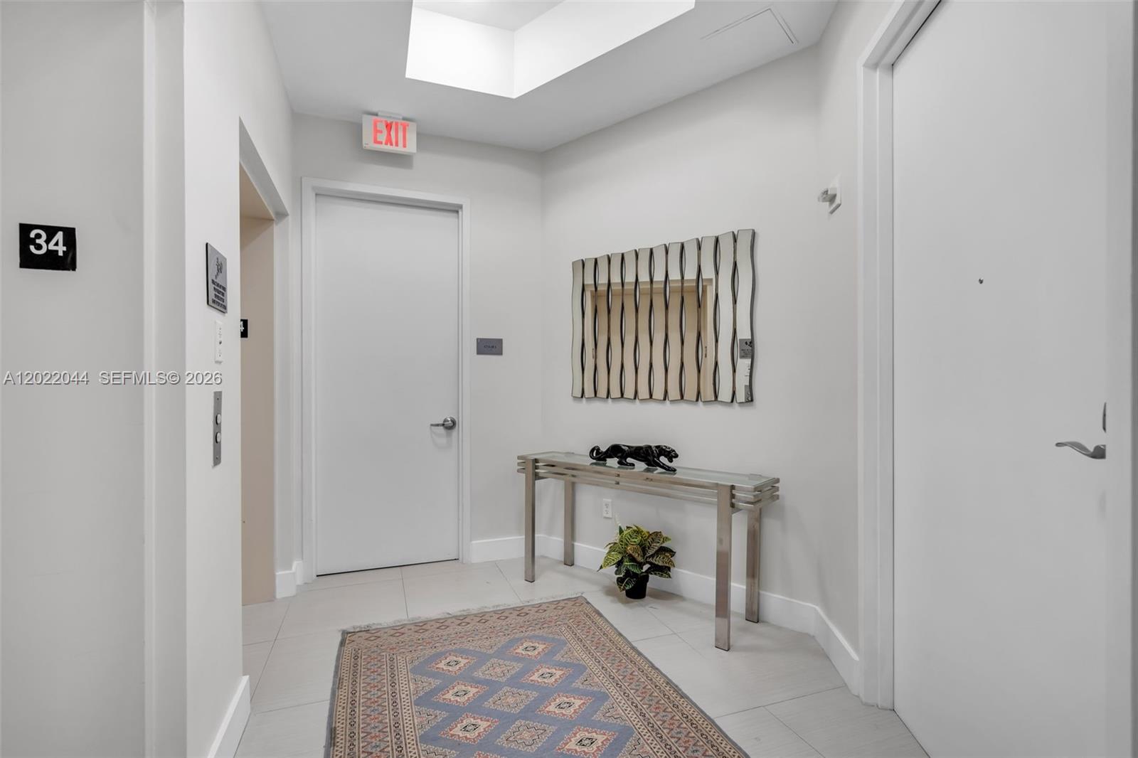 See details 3407 3 / 3 2084 sq. ft. $ 2026-05-19 0 Photo