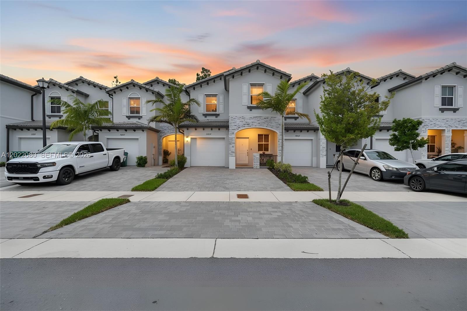 16233 3 / 3 1827 sq. ft. $ 2026-05-19 0 Photo