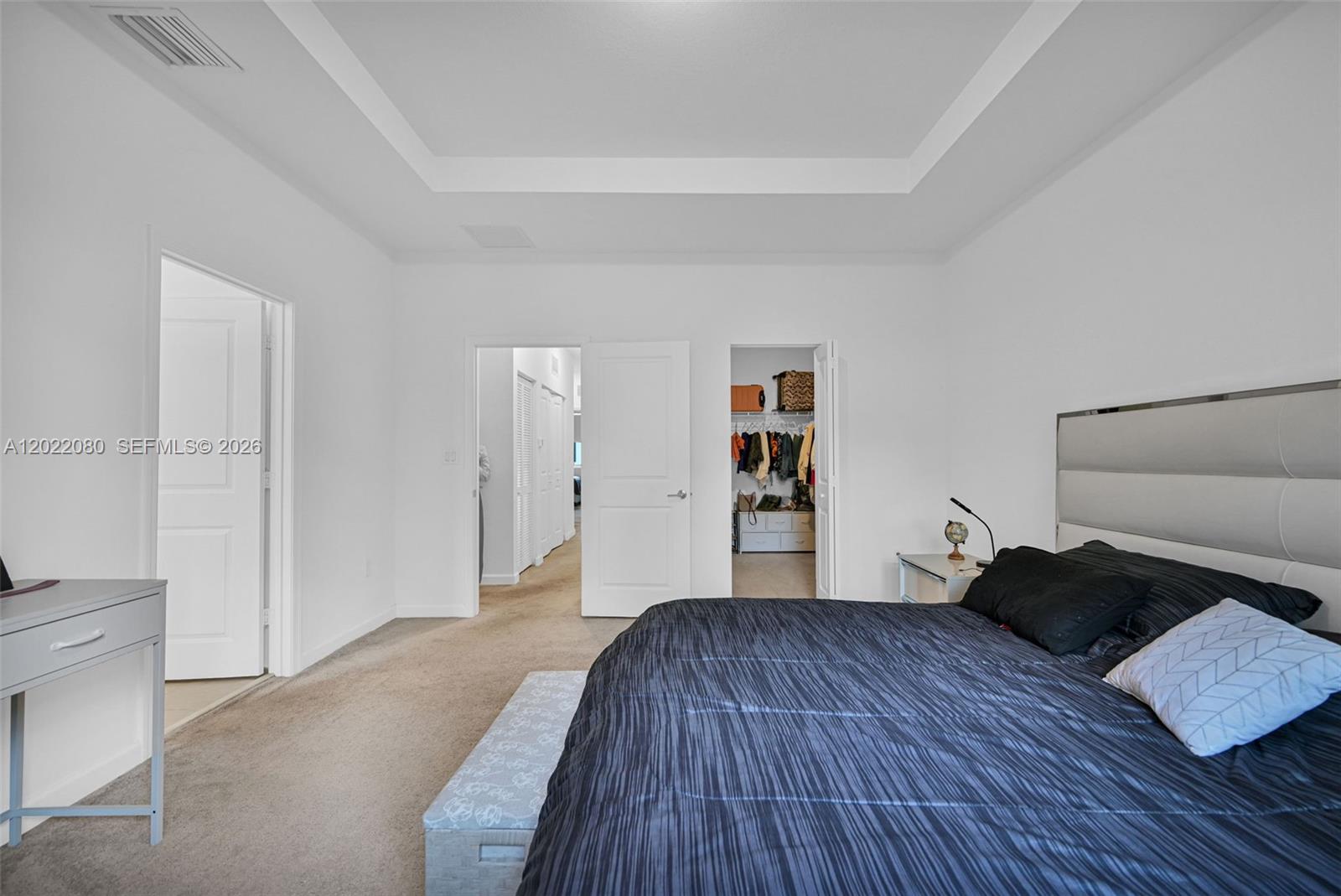 16233 3 / 3 1827 sq. ft. $ 2026-05-19 0 Photo