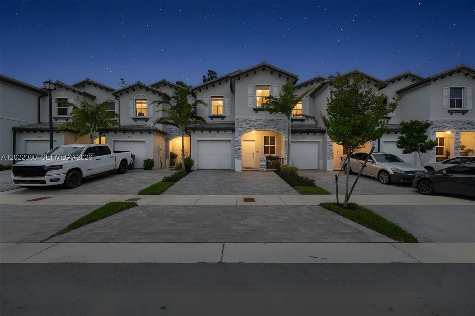 16233 3 / 3 1827 sq. ft. $ 2026-05-19 0 Photo