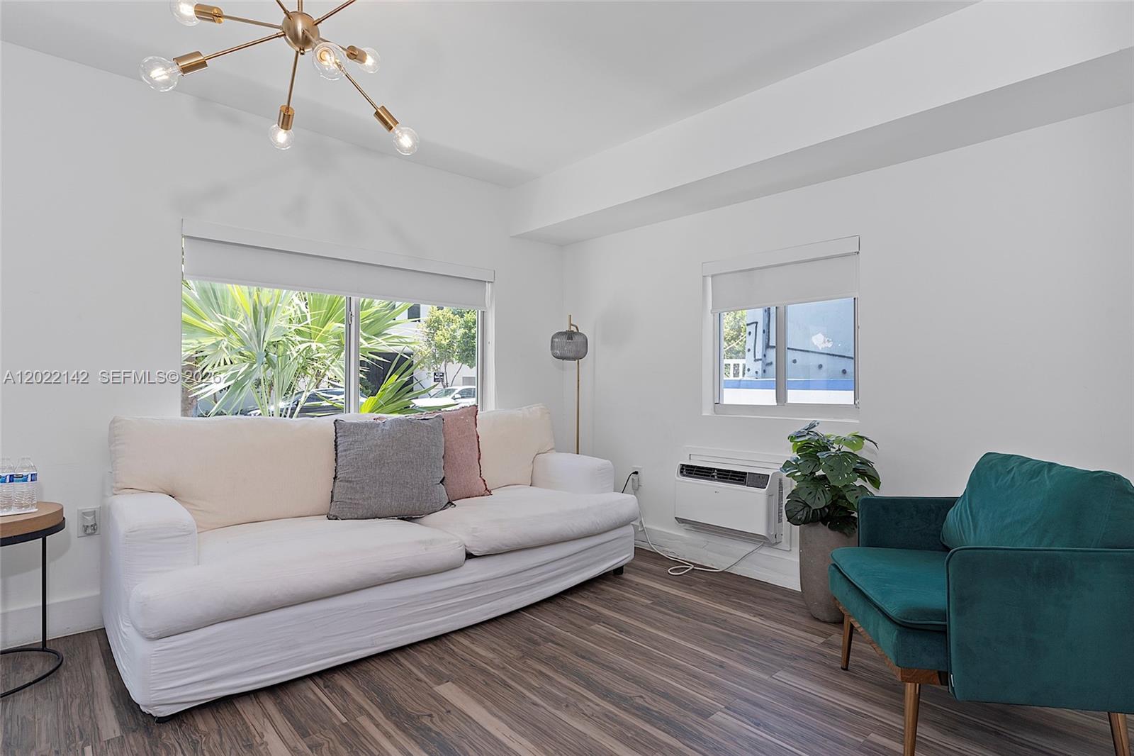 See details / 4779 sq. ft. $ 2026-05-19 0 Photo