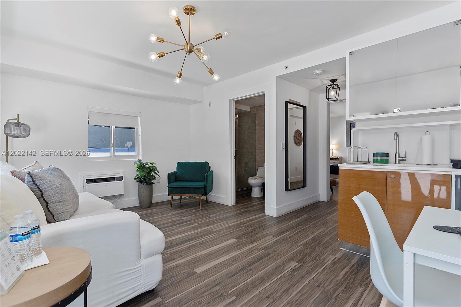 See details / 4779 sq. ft. $ 2026-05-19 0 Photo