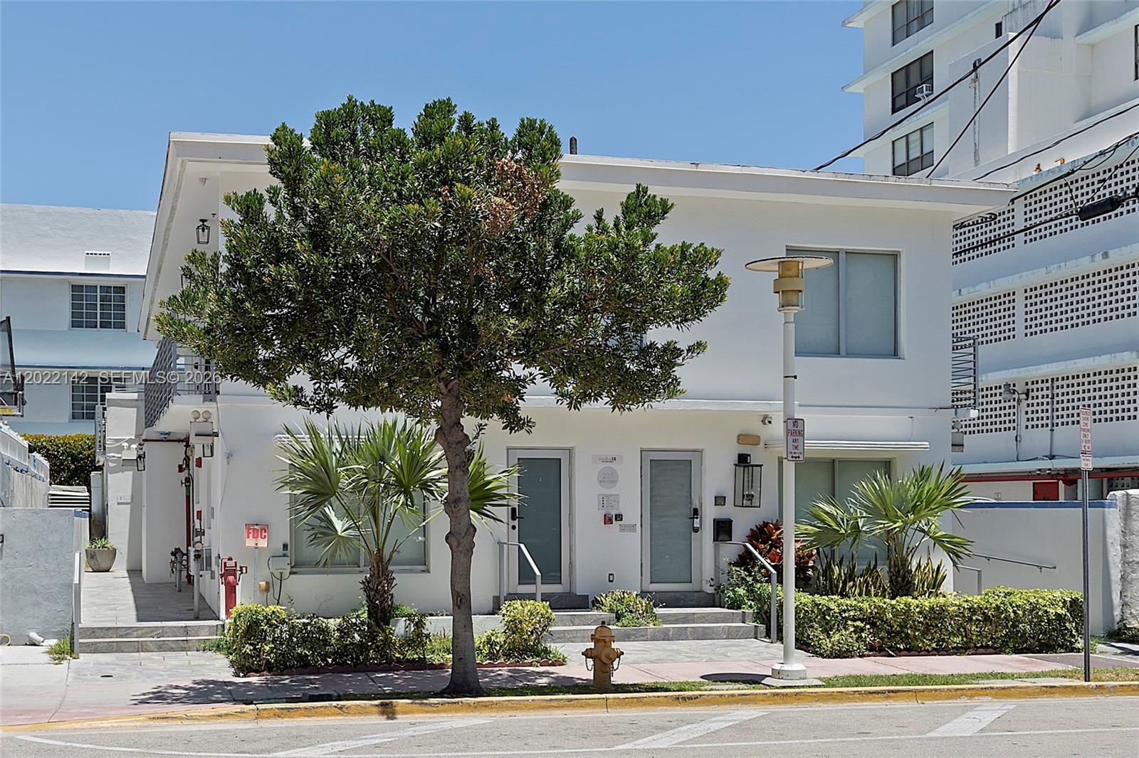 See details / 4779 sq. ft. $ 2026-05-19 0 Photo