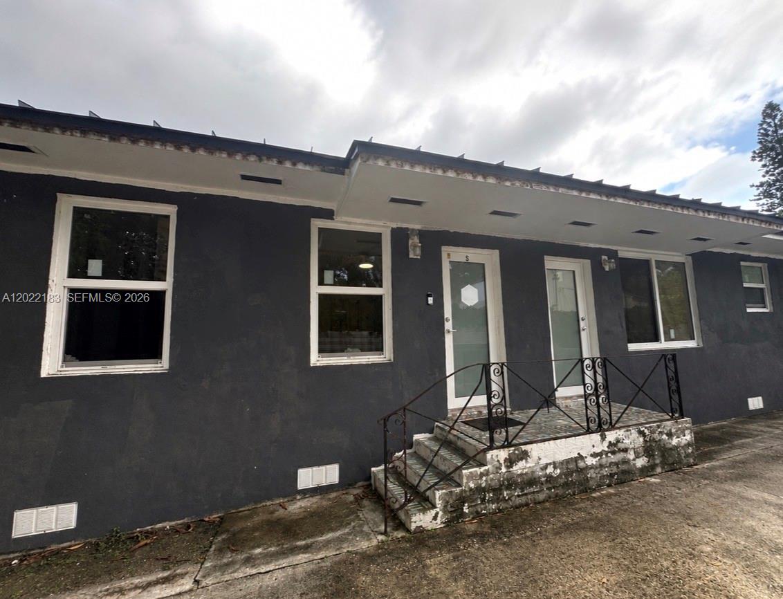 See details / 1950 sq. ft. $ 2026-05-26 0 Photo
