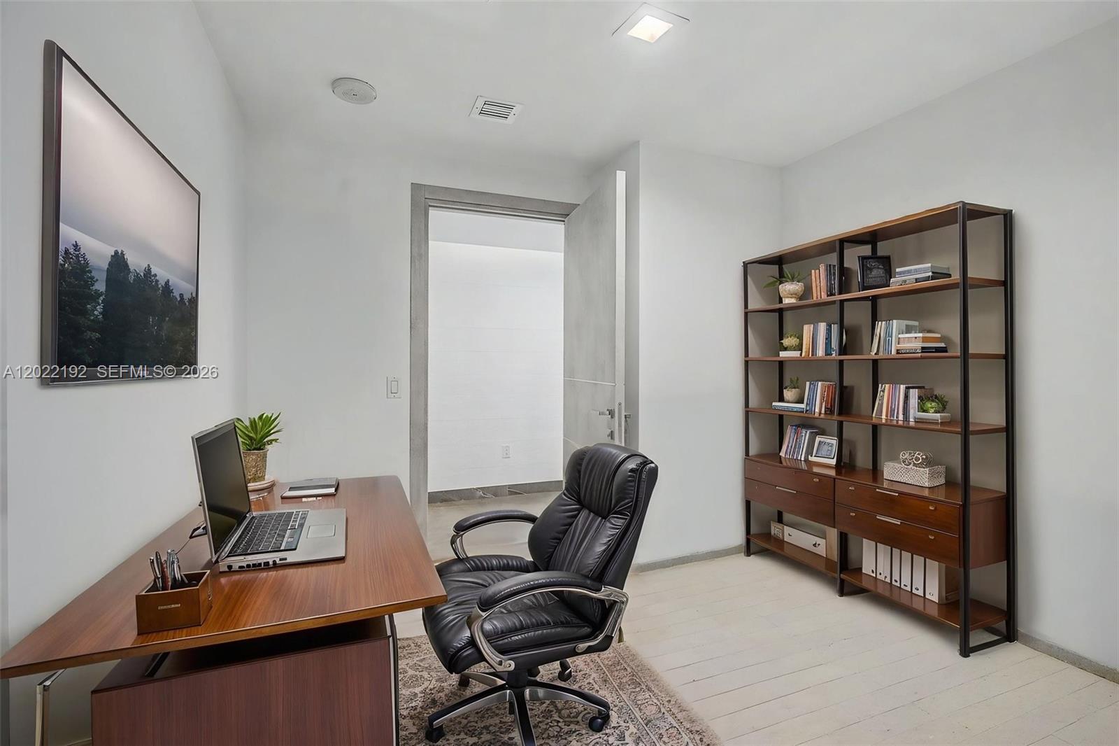 Photo of 17111 Biscayne Blvd  #1405/07, North Miami Beach, Florida, 33160 - 