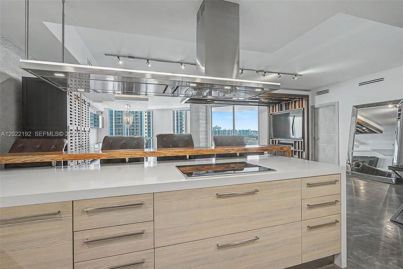 Photo of 17111 Biscayne Blvd  #1405/07, North Miami Beach, Florida, 33160 - 