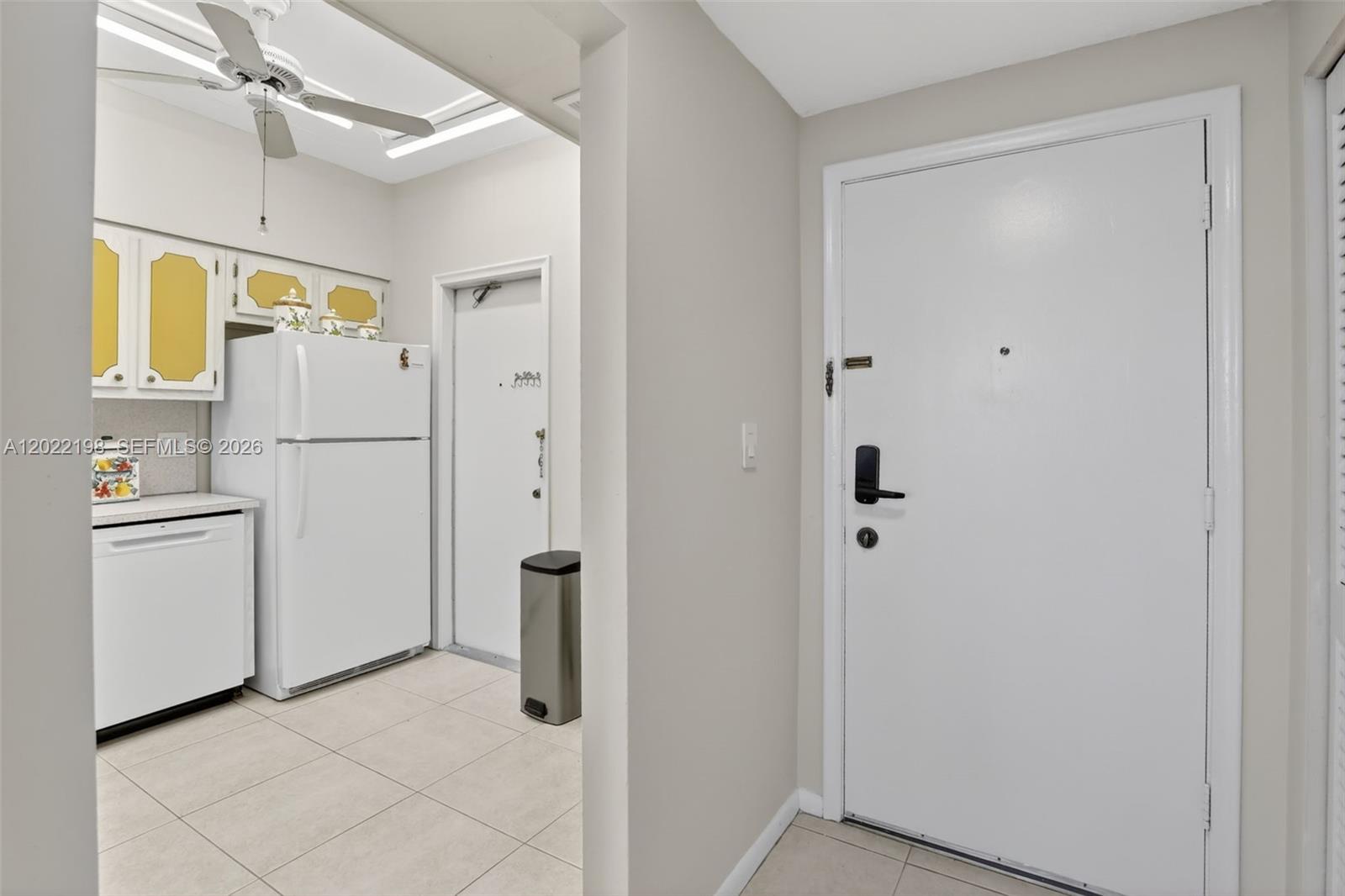 Photo of 1817 Ocean Dr  #PH-19, Hallandale Beach, Florida, 33009 - 