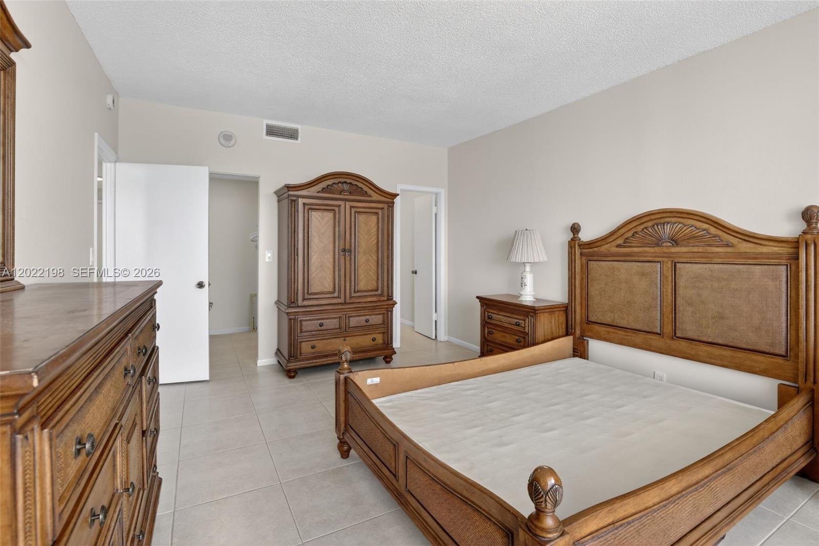 Photo of 1817 Ocean Dr  #PH-19, Hallandale Beach, Florida, 33009 - 