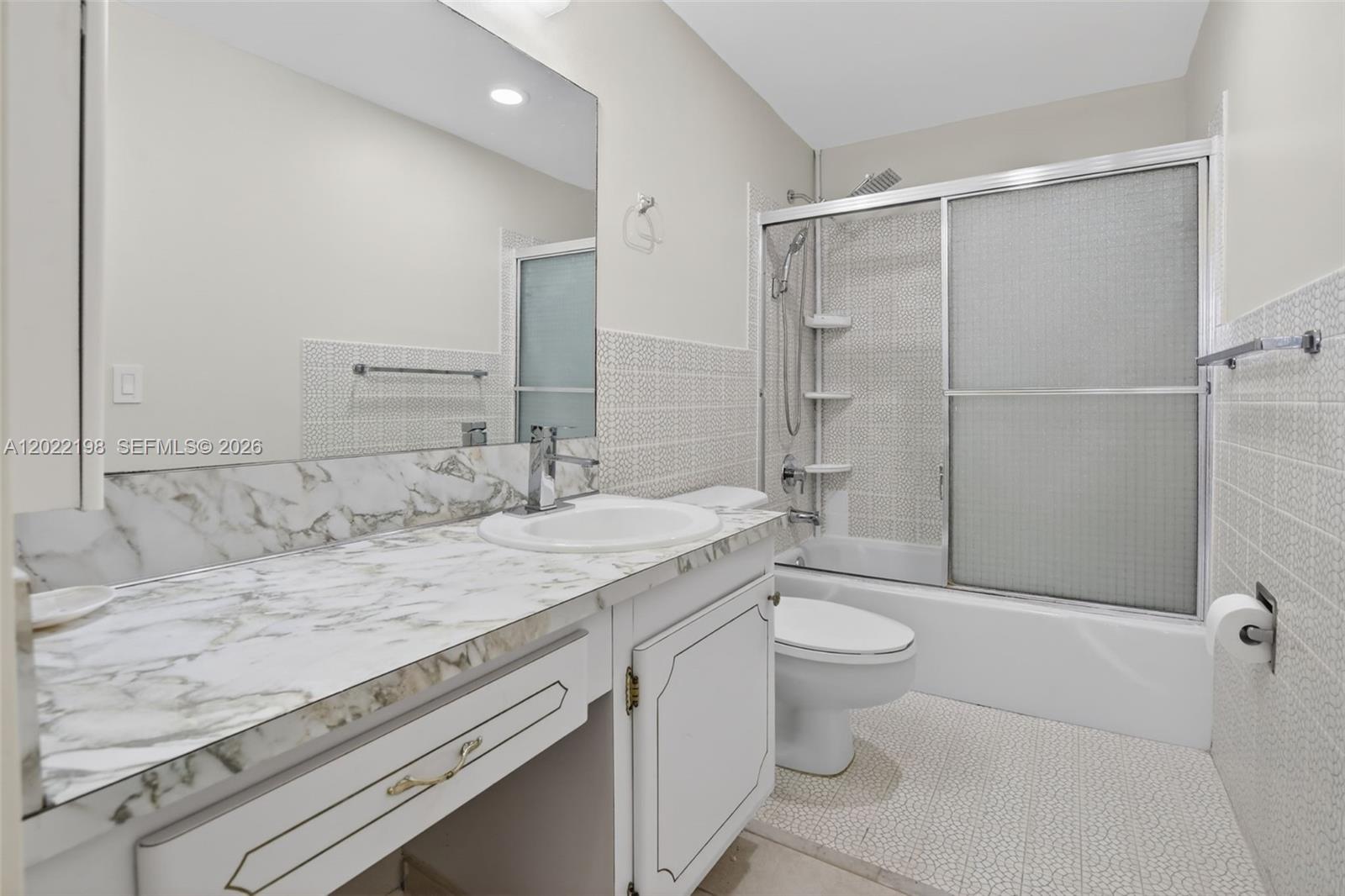 Photo of 1817 Ocean Dr  #PH-19, Hallandale Beach, Florida, 33009 - 