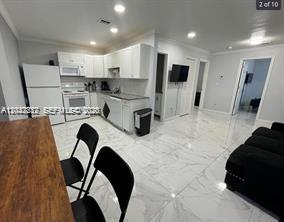   /  2400 sq. ft. $ 2026-05-19 0 Photo