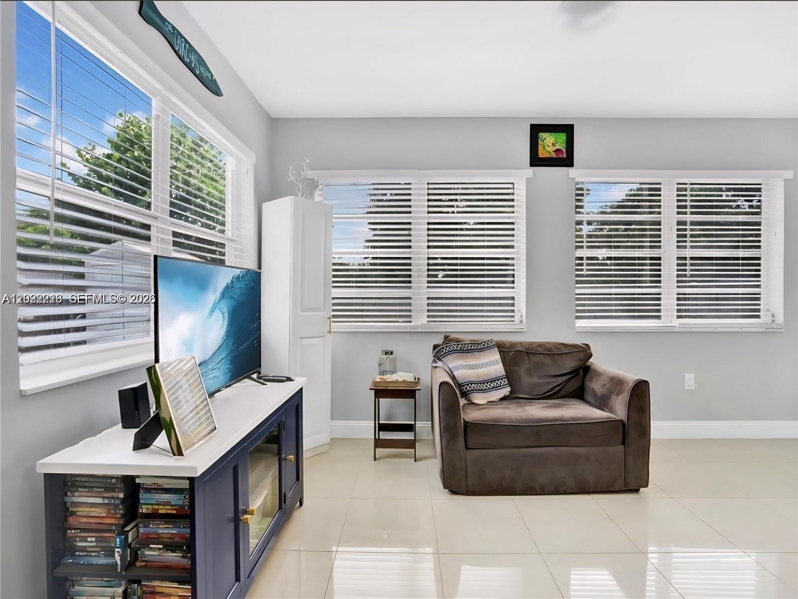 6930 3 / 2 1426 sq. ft. $ 2026-06-24 0 Photo