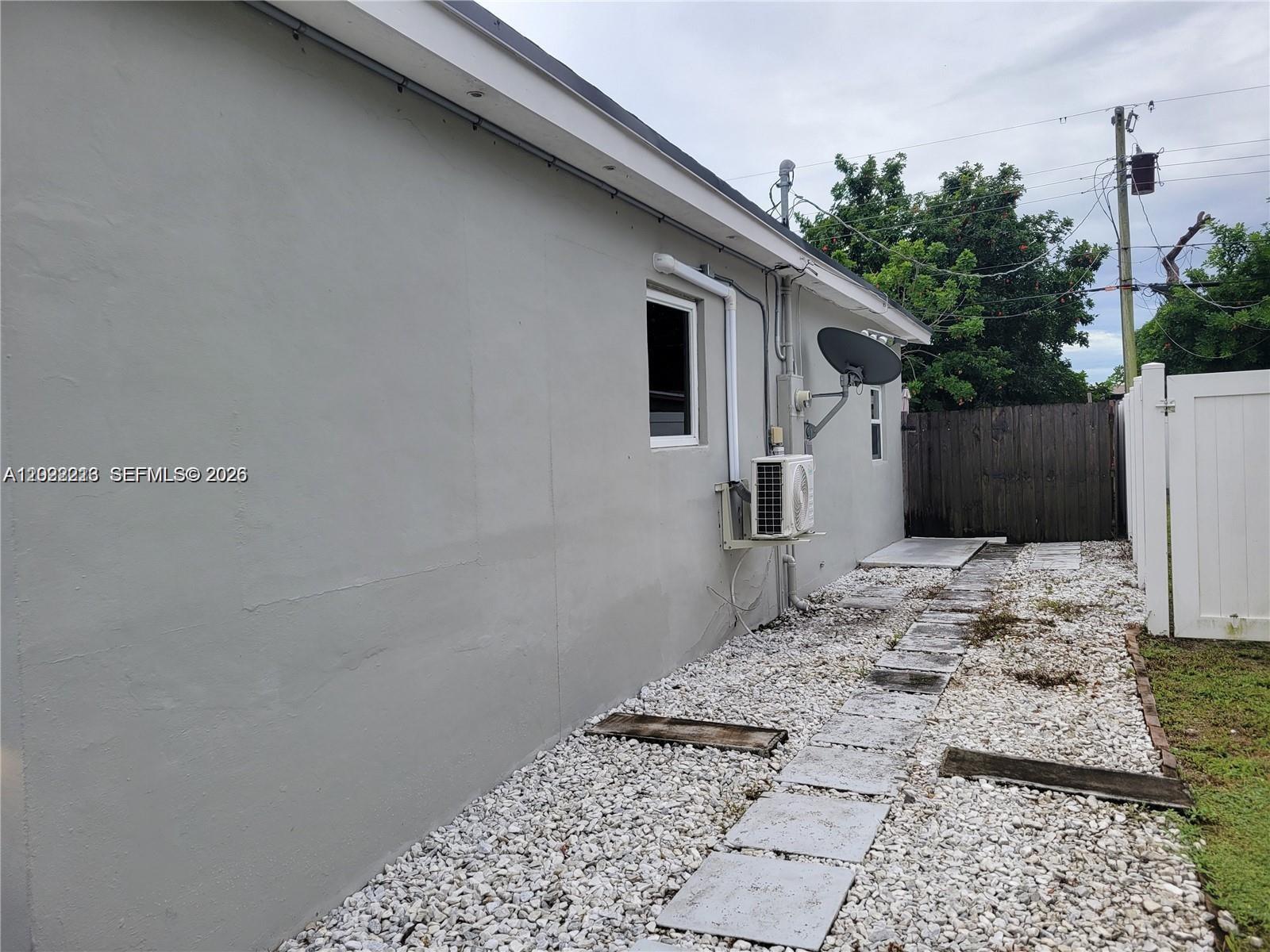 6930 3 / 2 1426 sq. ft. $ 2026-06-24 0 Photo